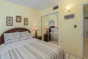 8567 W Gulf Blvd, Saint Petersburg, FL 33706 - Photo 20