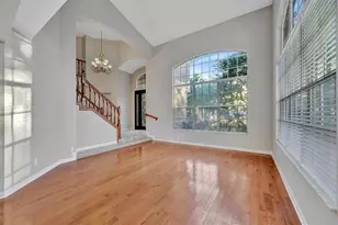 2839 Safe Harbor Dr, Tampa, FL 33618 - Photo 18