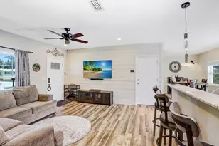 618 Oak Ridge Dr, Brandon, FL 33510 - Photo 4