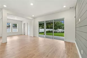 812 W Orient St, Tampa, FL 33603 - Photo 16