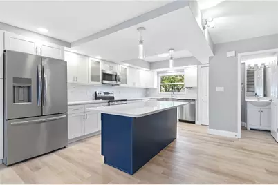 12482 Capri Circle N, Treasure Island, FL 33706 - Photo 20