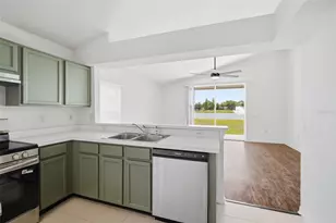 12501 Lake Vista Dr, Gibsonton, FL 33534 - Photo 10