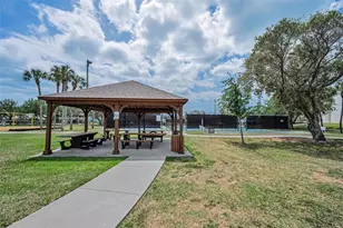 11800 7th St E, Treasure Island, FL 33706 - Photo 48