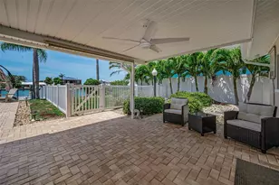 11800 7th St E, Treasure Island, FL 33706 - Photo 24