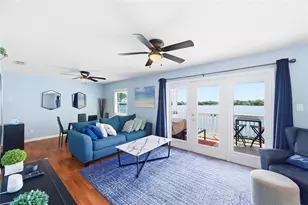 5107 Salmon Dr SE, Saint Petersburg, FL 33705 - Photo 4