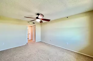 2333 Feather Sound Dr, Clearwater, FL 33762 - Photo 20