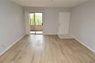 10265 Gandy Blvd N, Saint Petersburg, FL 33702 - Photo 18