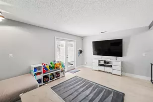 1819 Clearbrooke Dr, Clearwater, FL 33760 - Photo 8