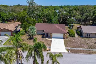 13304 Wagner Dr, Hudson, FL 34667 - Photo 2