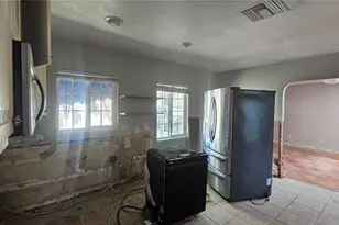 208 48th Ave N, Saint Petersburg, FL 33703 - Photo 28