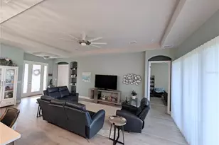 1724 Lake Reserve Dr, Deland, FL 32724 - Photo 10