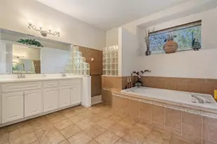 12220 Woodlands Cir, Dade City, FL 33525 - Photo 28