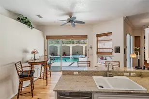 12220 Woodlands Cir, Dade City, FL 33525 - Photo 14