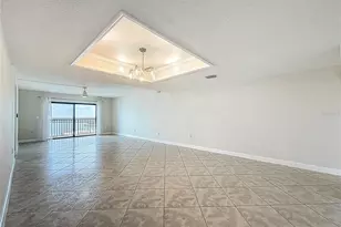 7300 Sun Island Dr S, South Pasadena, FL 33707 - Photo 16