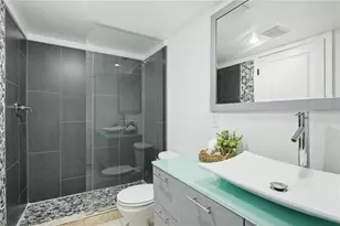 701 S Madison Ave, Clearwater, FL 33756 - Photo 10