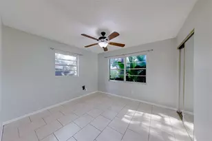 1109 E Rohe St, Tarpon Springs, FL 34689 - Photo 26
