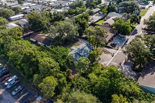 1109 E Rohe St, Tarpon Springs, FL 34689 - Photo 60
