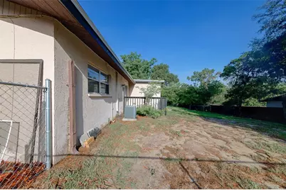 1109 E Rohe Street #A & B, Tarpon Springs, FL 34689 - Photo 32