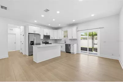 4401 Cobia Drive SE, Saint Petersburg, FL 33705 - Photo 4