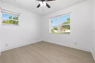 4401 Cobia Dr SE, Saint Petersburg, FL 33705 - Photo 16