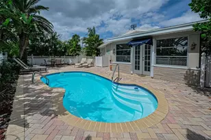 7691 Coquina Way, Saint Pete Beach, FL 33706 - Photo 20