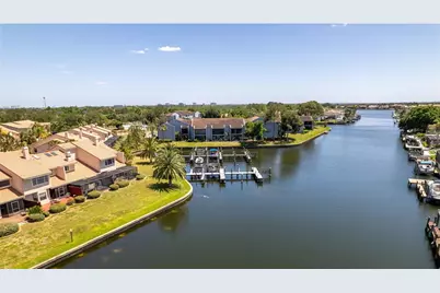 10438 Saint Tropez Place, Tampa, FL 33615 - Photo 38