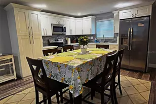 5105 Tangerine Ave S, Gulfport, FL 33707 - Photo 4