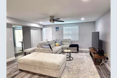 5105 Tangerine Avenue S, Gulfport, FL 33707 - Photo 6