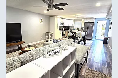 5105 Tangerine Avenue S, Gulfport, FL 33707 - Photo 2