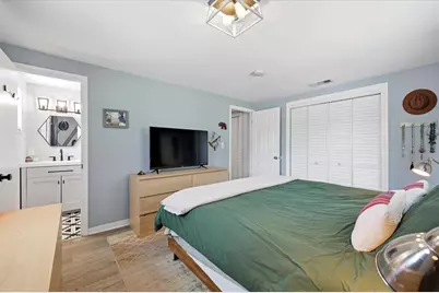 5700 Harding Boulevard NE, Saint Petersburg, FL 33703 - Photo 26
