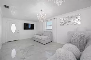 6017 W Fern St, Tampa, FL 33634 - Photo 8