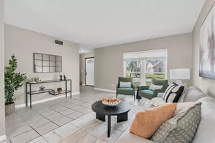 12101 74th St, Largo, FL 33773 - Photo 6