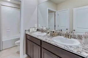 4311 Hidden Farm Dr, Plant City, FL 33565 - Photo 10