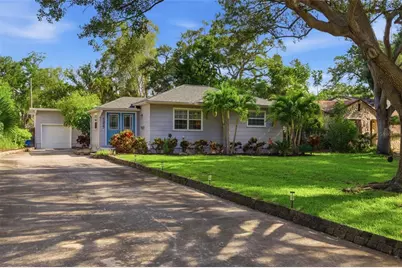 1055 Monticello Boulevard N, Saint Petersburg, FL 33703 - Photo 2