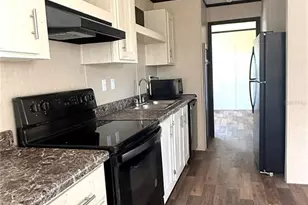 806 Swindell Ave N, Lakeland, FL 33815 - Photo 4