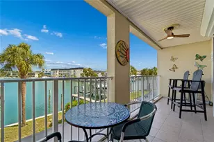 152 117th Ave, Treasure Island, FL 33706 - Photo 16