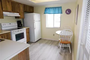 111 E Cypress Ct, Oldsmar, FL 34677 - Photo 8