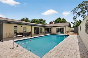 13522 Avista Dr, Tampa, FL 33624 - Photo 8