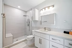 210 3rd Street W, Bradenton, FL 34205 - Photo 24