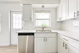 11295 1st St E, Treasure Island, FL 33706 - Photo 50