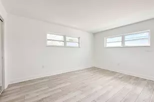 11295 1st St E, Treasure Island, FL 33706 - Photo 24