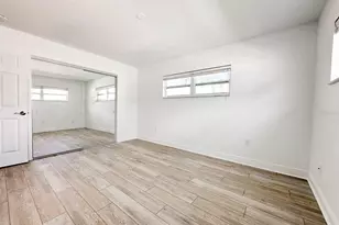 11295 1st St E, Treasure Island, FL 33706 - Photo 48