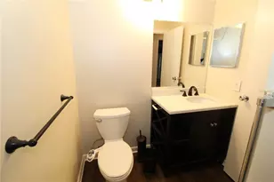 2202 Clubhouse Dr, Sun City Center, FL 33573 - Photo 20