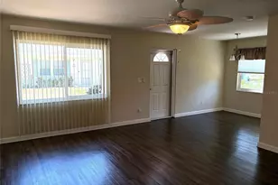 2202 Clubhouse Dr, Sun City Center, FL 33573 - Photo 6