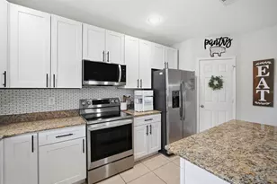 4711 Chatterton Way, Riverview, FL 33578 - Photo 8