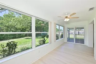 511 Finsbury Cir, Sun City Center, FL 33573 - Photo 12