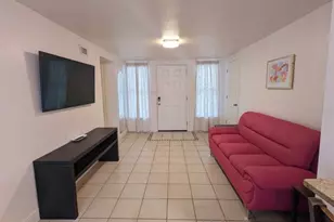 203 W Crest 1/2 Ave, Tampa, FL 33603 - Photo 4