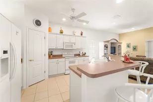 2815 Wood Pointe Dr, Holiday, FL 34691 - Photo 14