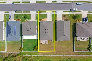 2411 Mizner Bay Ave, Bradenton, FL 34208 - Photo 24