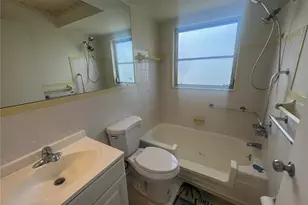7847 39th Terrace N, Saint Petersburg, FL 33709 - Photo 6